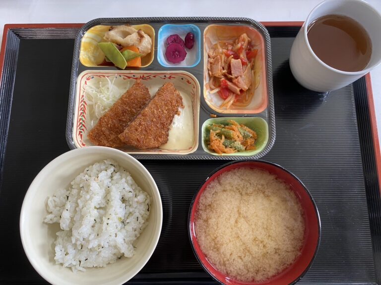昼食の写真