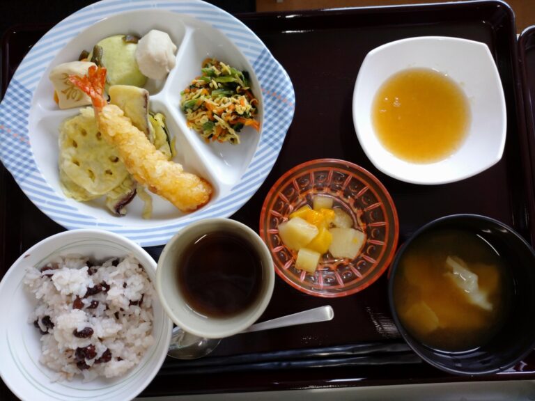 福島県の老人ホームの行事食
