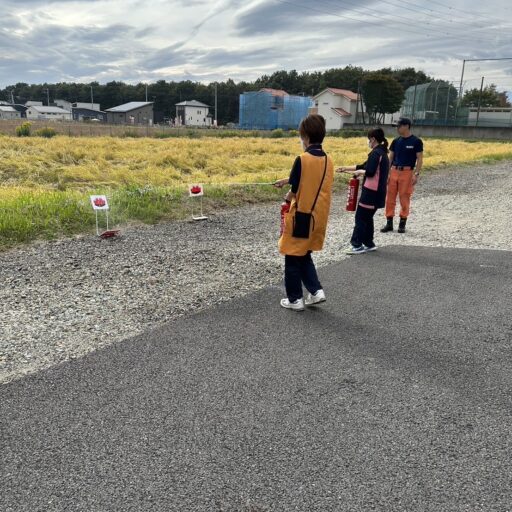 消火訓練の様子。